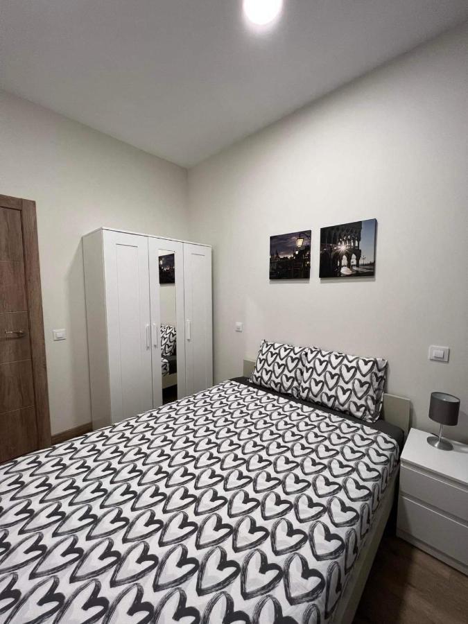 Pradalongo Apartment Madrid Exterior foto